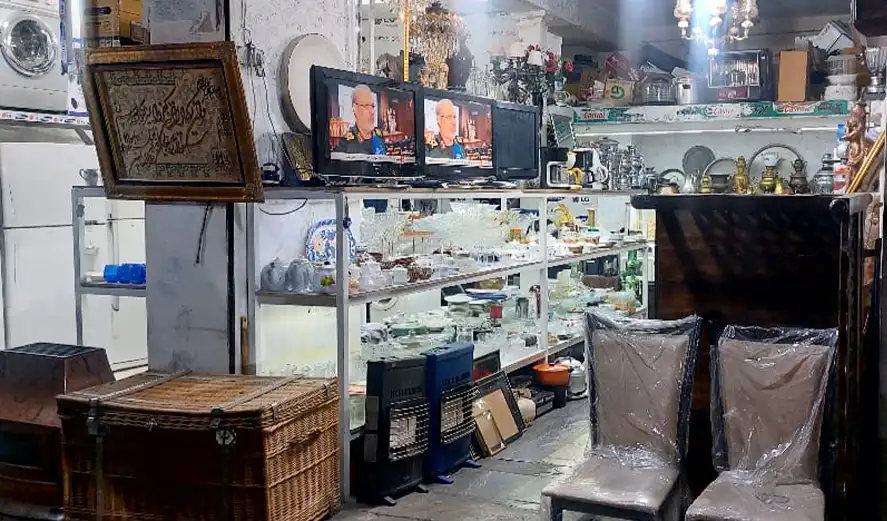 تصویری از لوازم دست دوم خریداری شده توسط سمساری تهرانیان